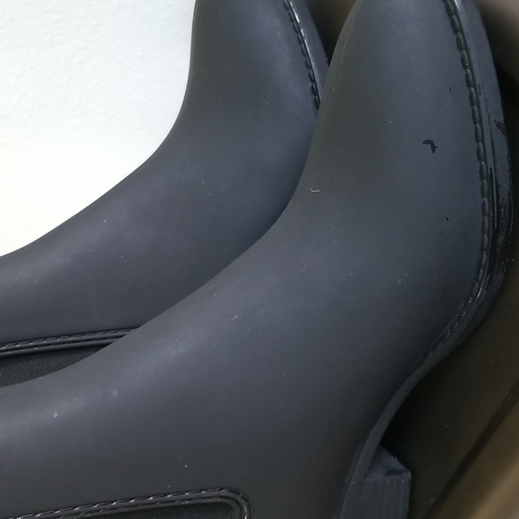 Jeffrey Campbell Havana Last Chelsea Rain Boots - Picture 10 of 13